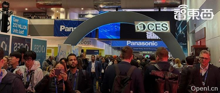 暴走4万步逛遍CES2025：十大方向最火，中企已上牌桌，万物皆可AI