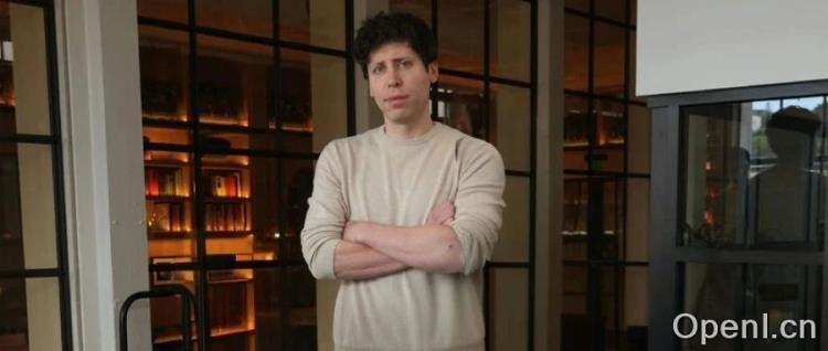 阿尔特曼：花得越多，AI越聪明，AI价格每年暴降90%