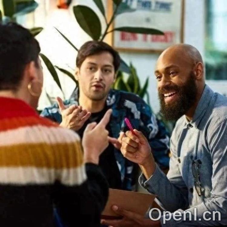 Nature:危险的实验?携带人类基因的老鼠发出更复杂的声音