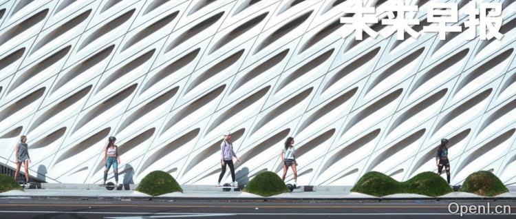 《哪吒2》登顶中国影史票房冠军/iPhone SE 4 有望于下周发布/DeepSeek 首次公开辟谣